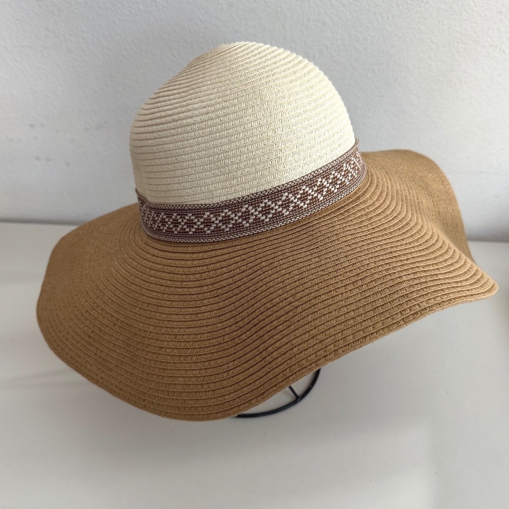 The Hatter Company Two Tone Wide Brim Sun Hat Straw Floppy Beach Hat 7822
